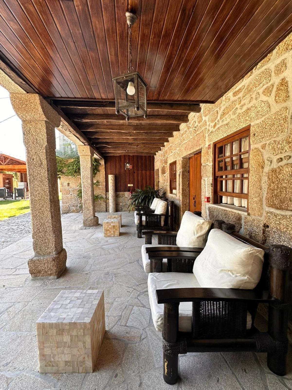 Casas Do Rio Hotel Cossourado  Buitenkant foto