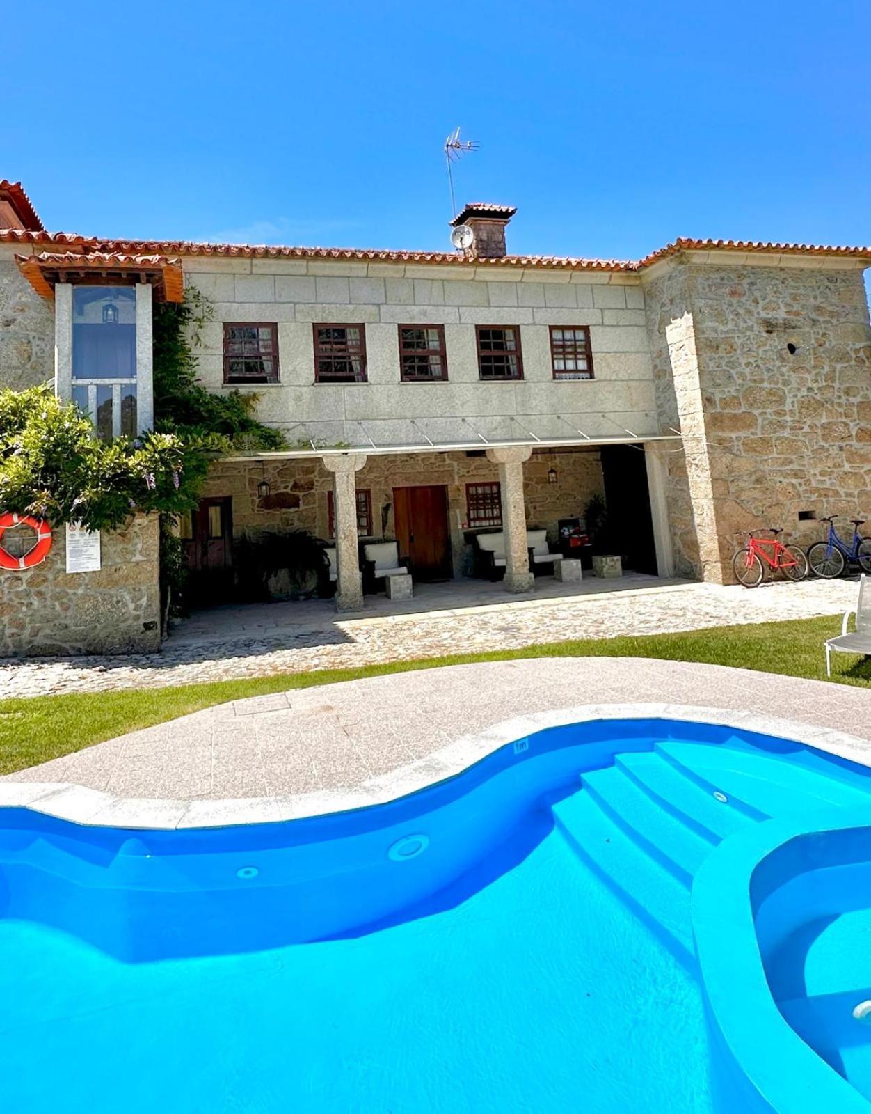 Casas Do Rio Hotel Cossourado  Buitenkant foto