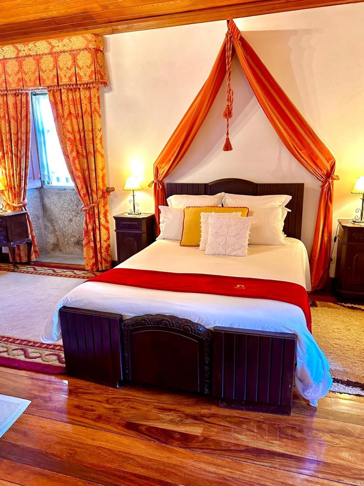 Casas Do Rio Hotel Cossourado  Buitenkant foto